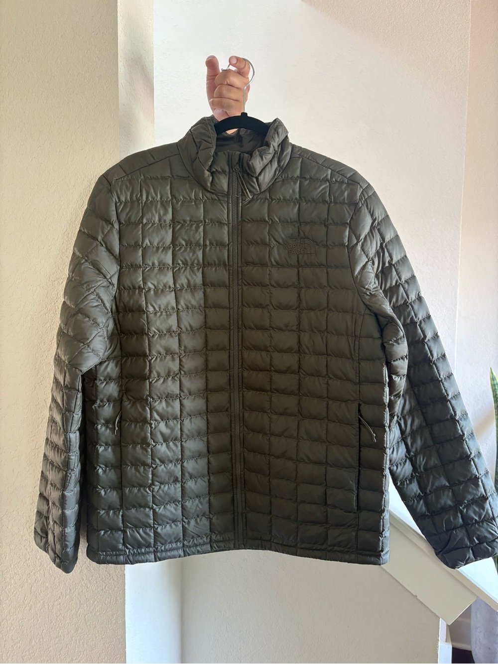 The North Face Men's Quilted Puffer Jacket - Olive